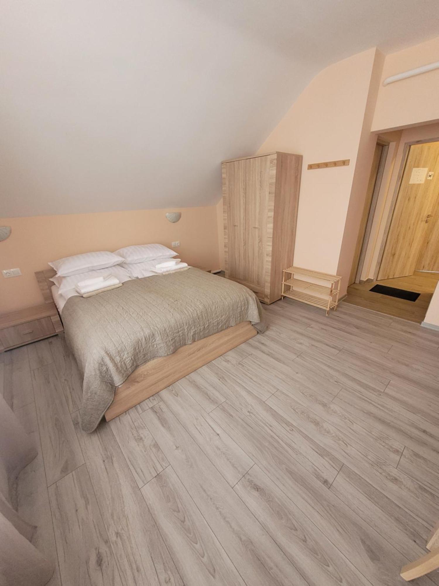 Azta Central Apartments ヘーヴィーズ エクステリア 写真